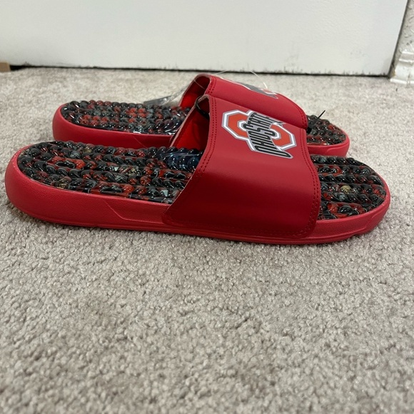 ISlide Ohio State Buckeyes Slides - Picture 6 of 9